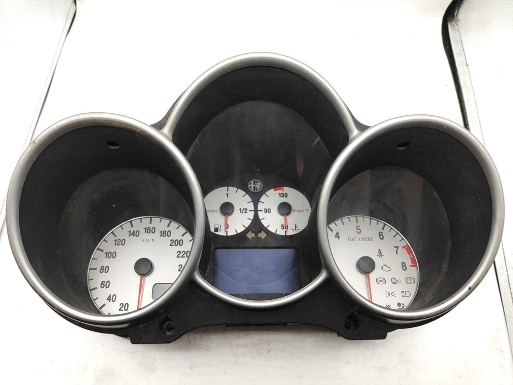Alfa Romeo 147 1.6 TS 88kW Petrol 2004 LHD Speedometer Cluster 735290189