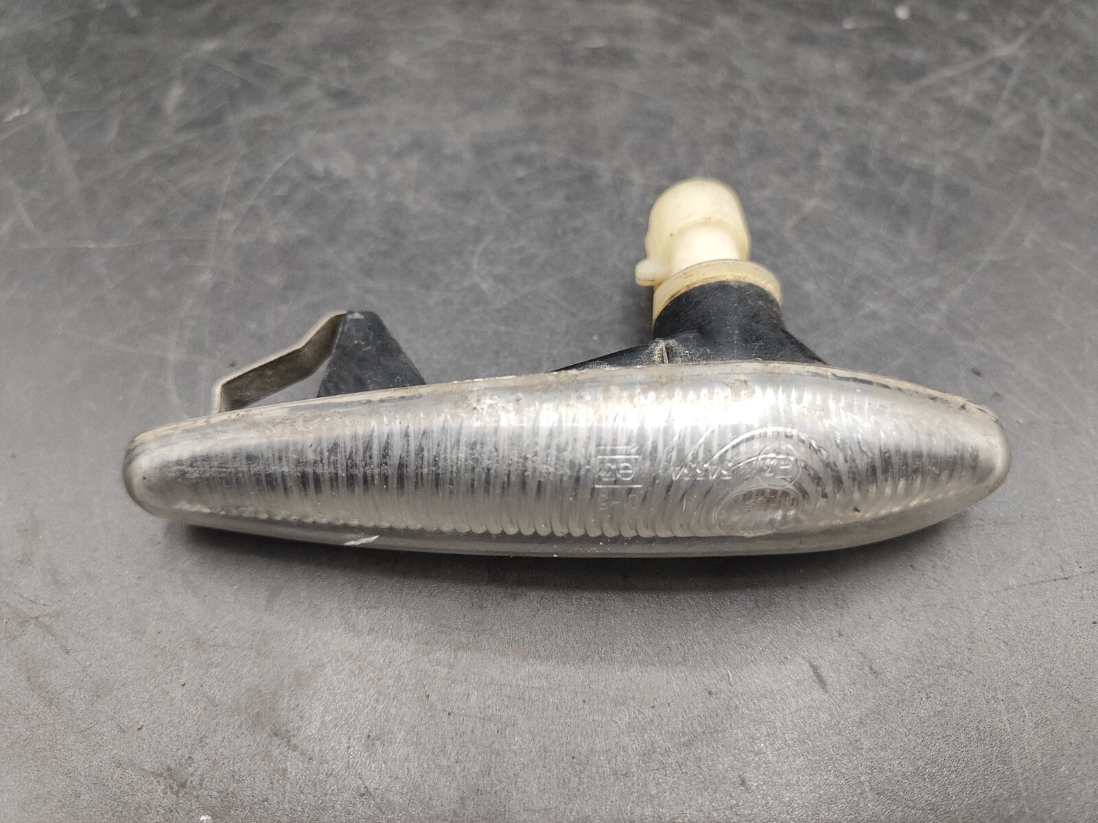 Alfa Romeo 166 2.4JTD 10V 110kW 2002 Front Right Fender Indicator Light 60597300