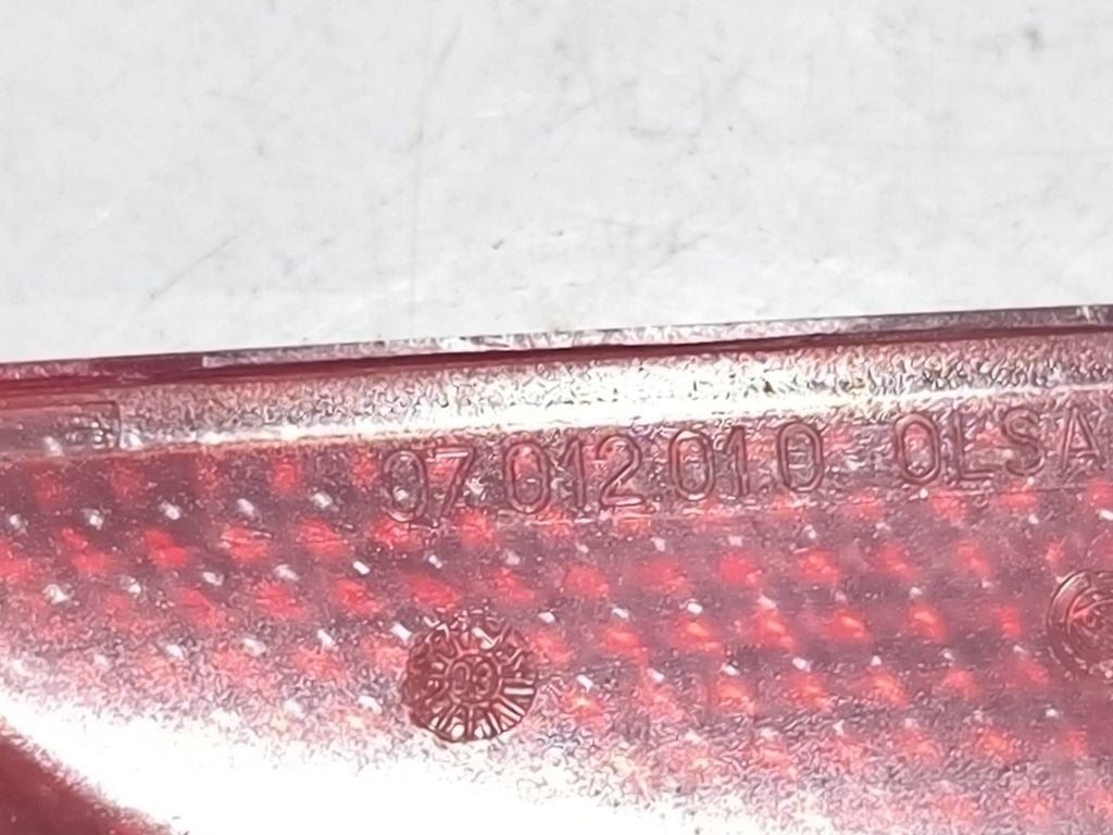 Alfa Romeo GT 2005 Right Door Reflector 07012010 