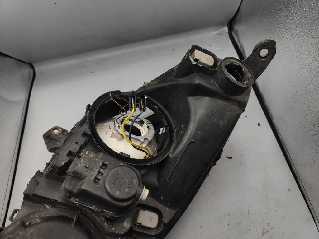 Peugeot 607 2001 Left headlight headlamp 9641958880 