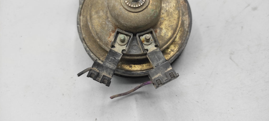 Alfa Romeo 147 1.9JTD 110kW Diesel 2004 Front Horn 35717