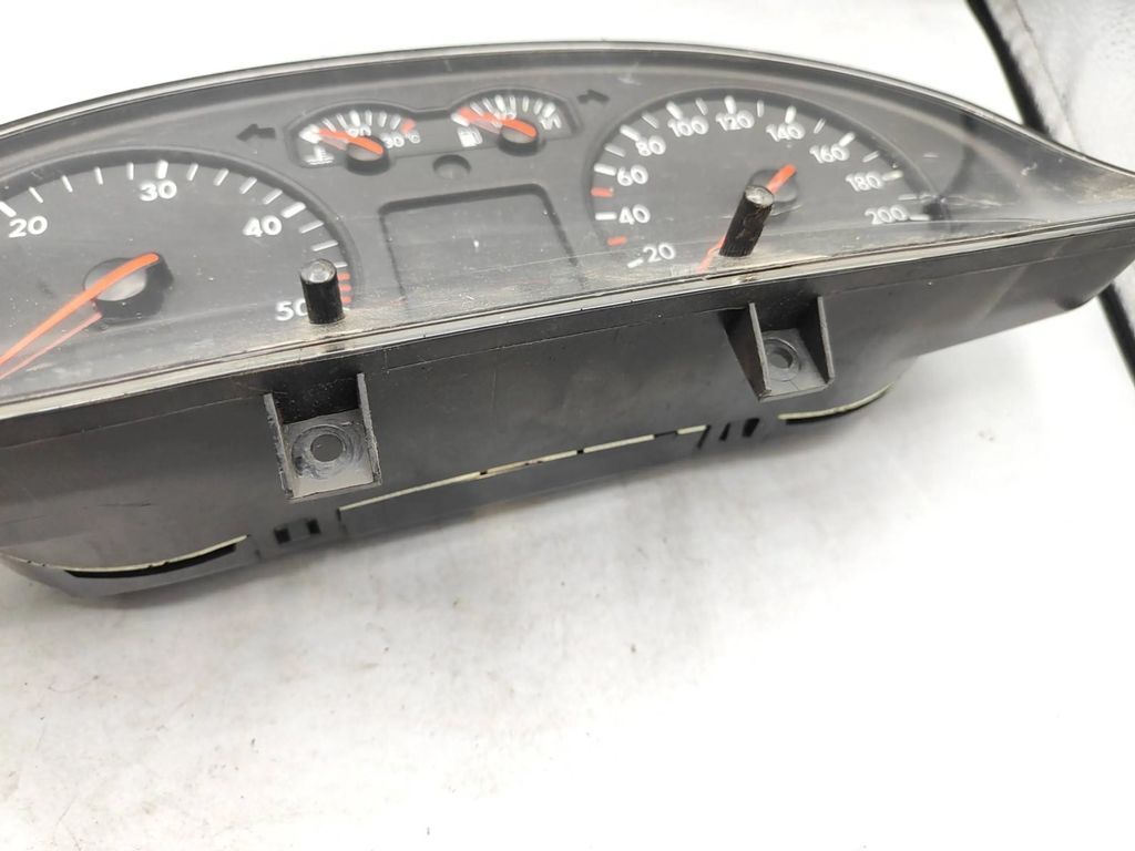 Volkswagen PASSAT B5 TDI 1998 speedometer instrument cluster 3B1919880C 