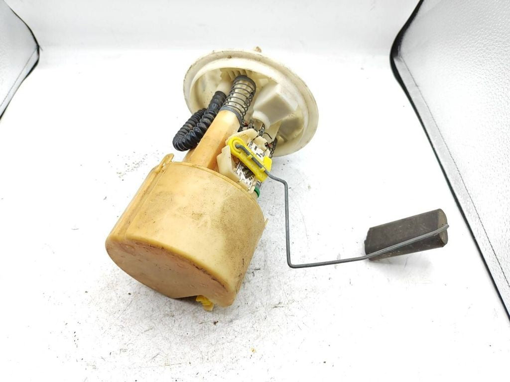 Renault Clio II 1999 Petrol in tank fuel pump level sender 09740659902 