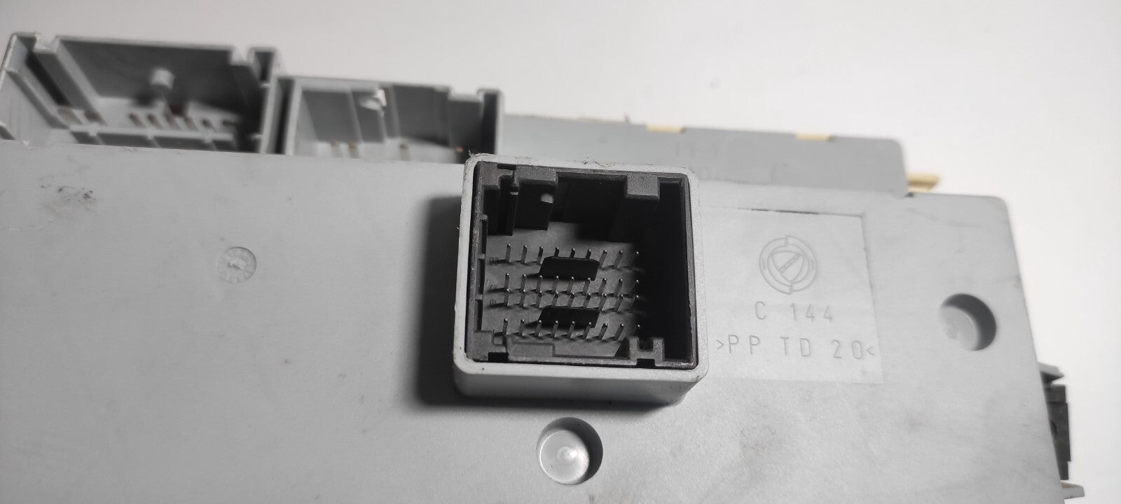 Alfa Romeo 159 1.9JTDm 88kW 2008 Diesel Engine Fuse Box Module 60681000