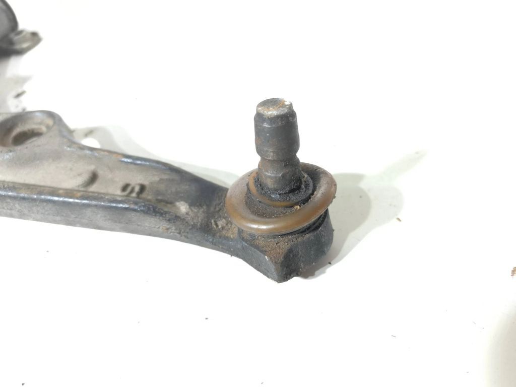 Alfa Romeo 155 1.8TS 1994 Front left lower control arm wishbone 