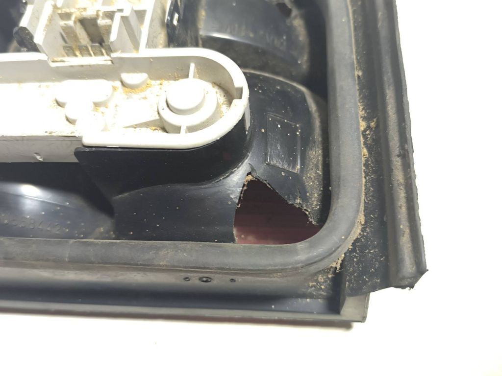 Alfa Romeo 155 1994 rear right tail light lamp 60568442 