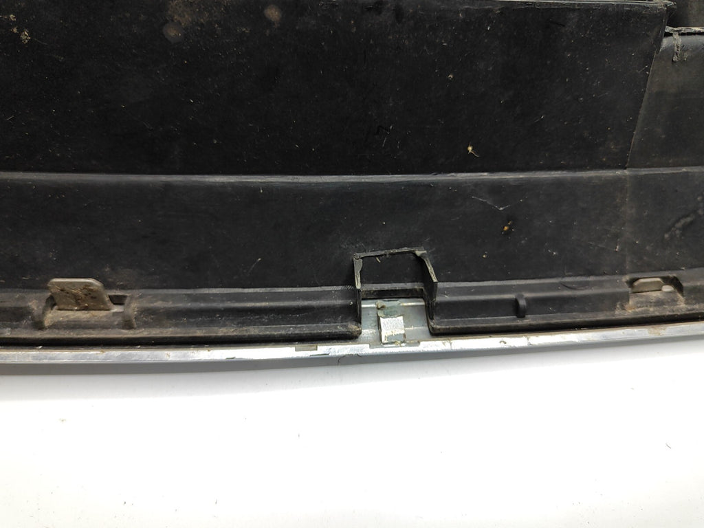 Honda Accord CD7 1996 Front Bumper Upper Center Grill