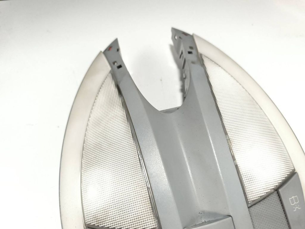 Mercedes-Benz E W211 2003 front seat reading dome light A2118204201 