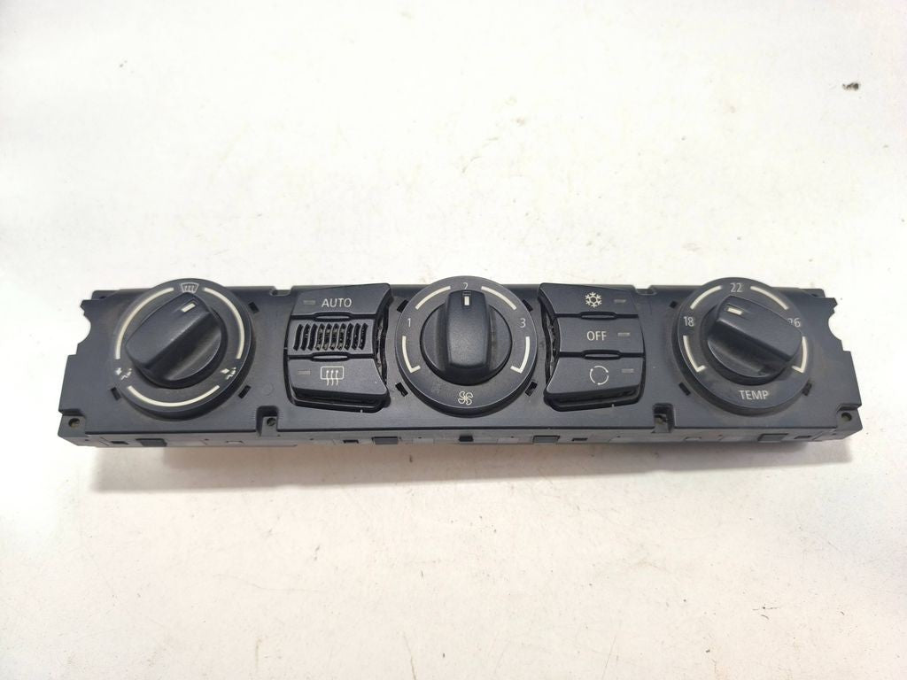 BMW 5 E60 E61 2005 Climate control unit module 6942682 