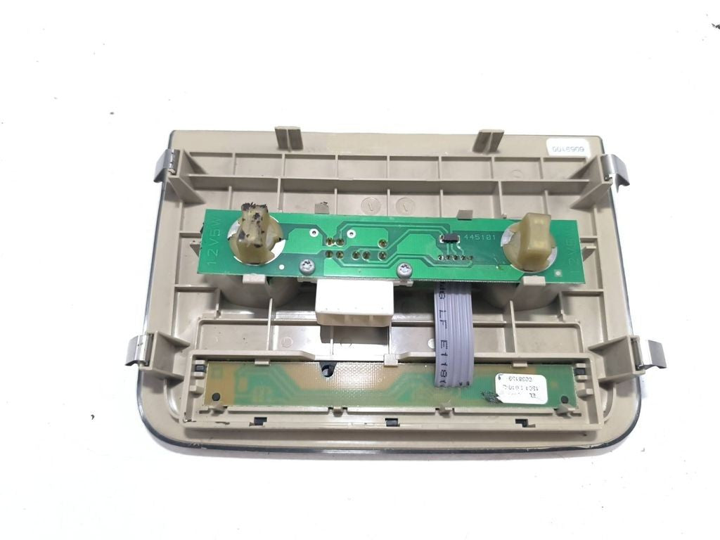 Alfa Romeo 159 2007 front reading dome seat light trim