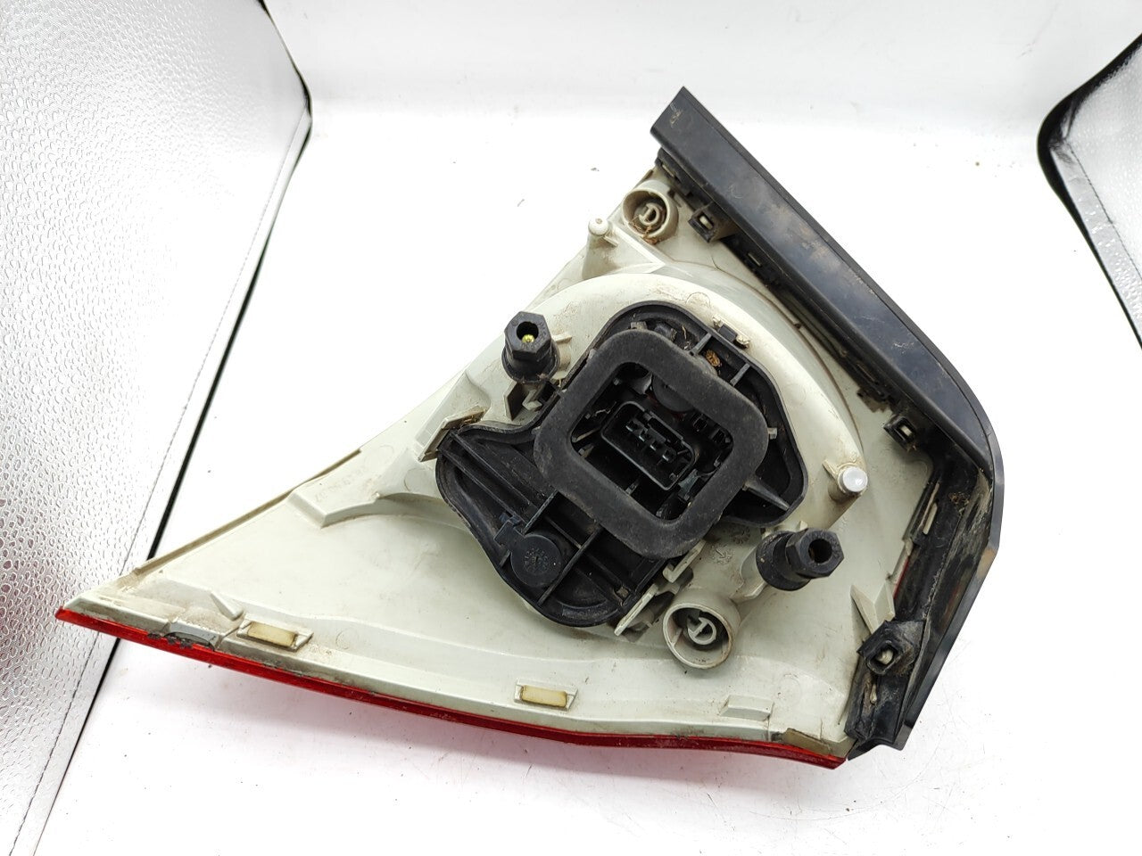 Volkswagen Golf MK5 2005 LHD Rear Left Taillight Light 1K6945095E