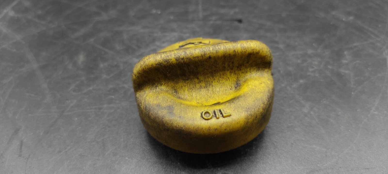 Alfa Romeo GT 1.9JTD 110kW 2004 Diesel Engine Oil Filler Cap 55187763