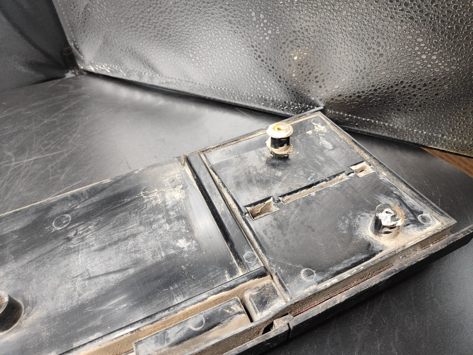 Opel Ascona C 1987 Rear Tailgate Trunk Boot Blenda Number Plate Bar ZB138302