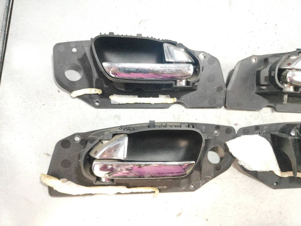 Peugeot 607 2.2i 2001 front rear door interior release handle set