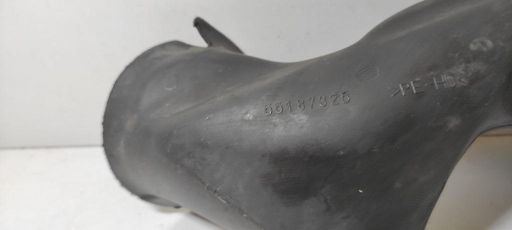 Alfa Romeo 156 1.9JTD 85kW 2005 Diesel Engine Air Intake Pipe Hose 55187325