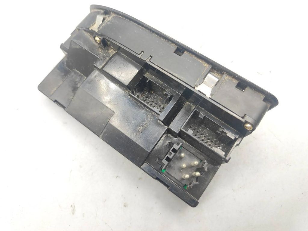 BMW 5 Series E39 2002 LHD Front Electric window control switch 8368966 