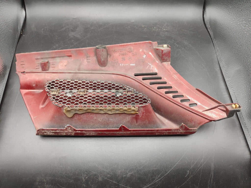 Alfa Romeo 166 2.4JTD 110kW 2003 Front Left Bumper Upper Grill 156016558 RED