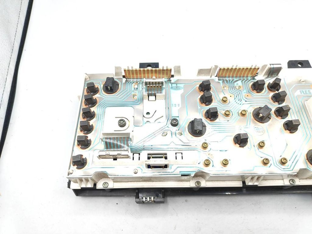 Renault Clio I 1.2i 1991 speedometer instrument cluster 7700841356 