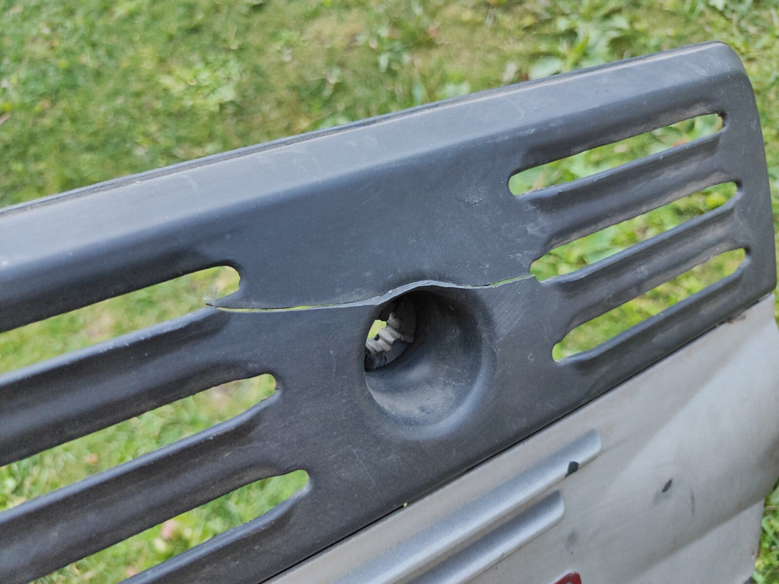 Alfa Romeo 147 8V JTD 2005 Diesel Engine Plastic Top Cover 46480339