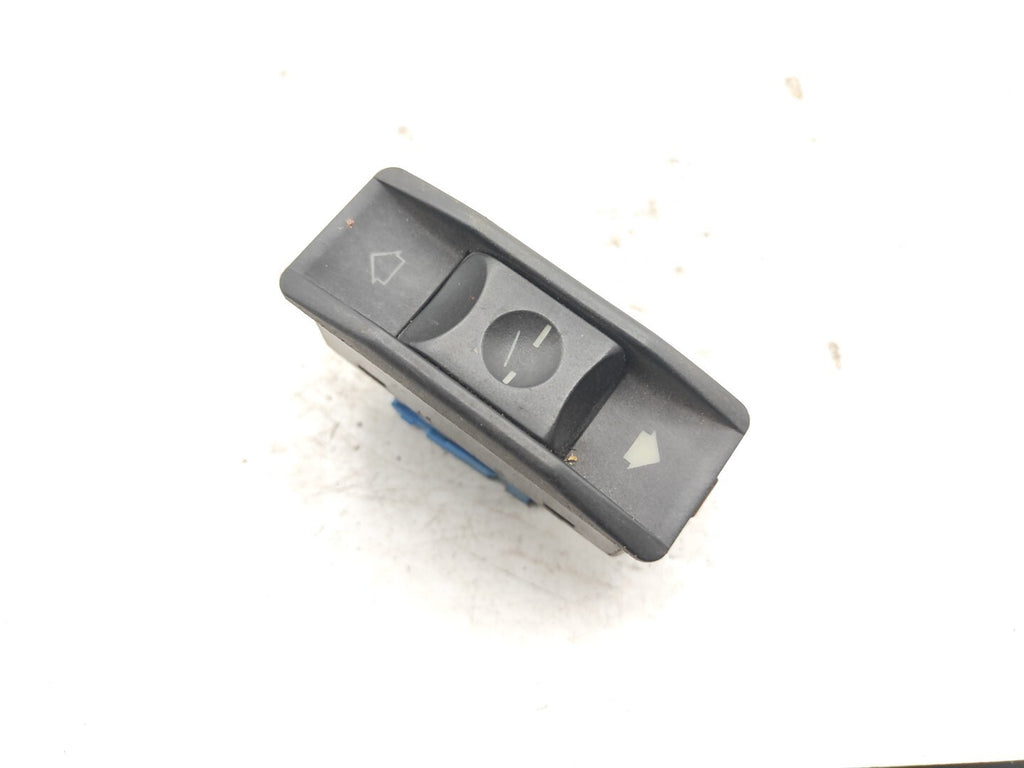 BMW 5 Series E34 1989 Electric Window  Control Switch Button 1378442