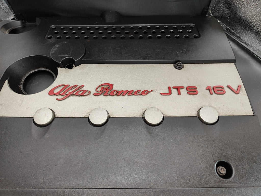 Alfa Romeo GT 2.0JTS 122kW 2005 Petrol Engine Plastic Top Cover