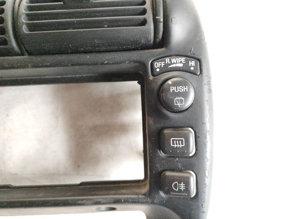 Ford Explorer 4.0 1998 Petrol dash center air vent grill F67B7804302DW 