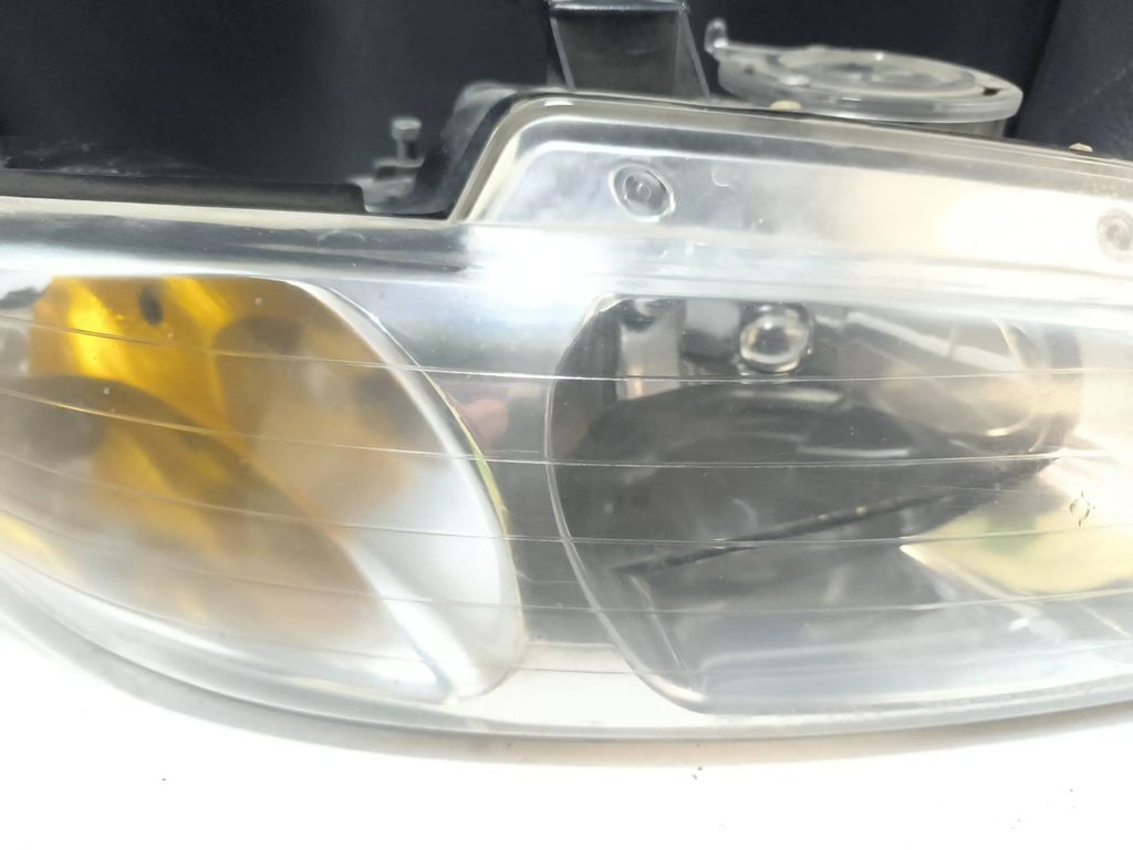 Chrysler Voyager 1998 LHD Front Right Side headlight headlamp 203163 