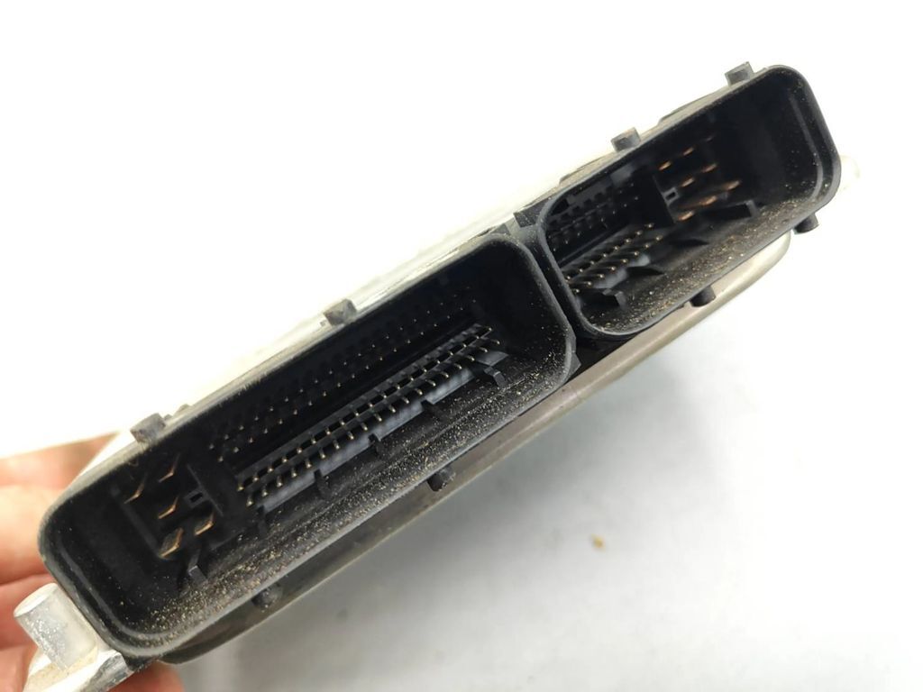 Volkswagen PASSAT B5.5 1.9TDI 2001 Engine control unit module ECU 0281010944