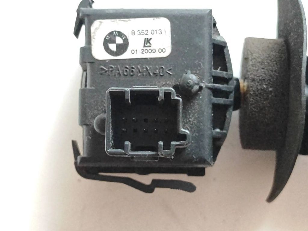 BMW 5 Series 523i E39 1999 Wiper control switch stalk 8352013 