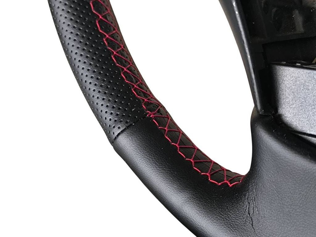 BMW 5 E60 E61 2005 Steering wheel 62304721 / NEW COVER GOOD CONDITION