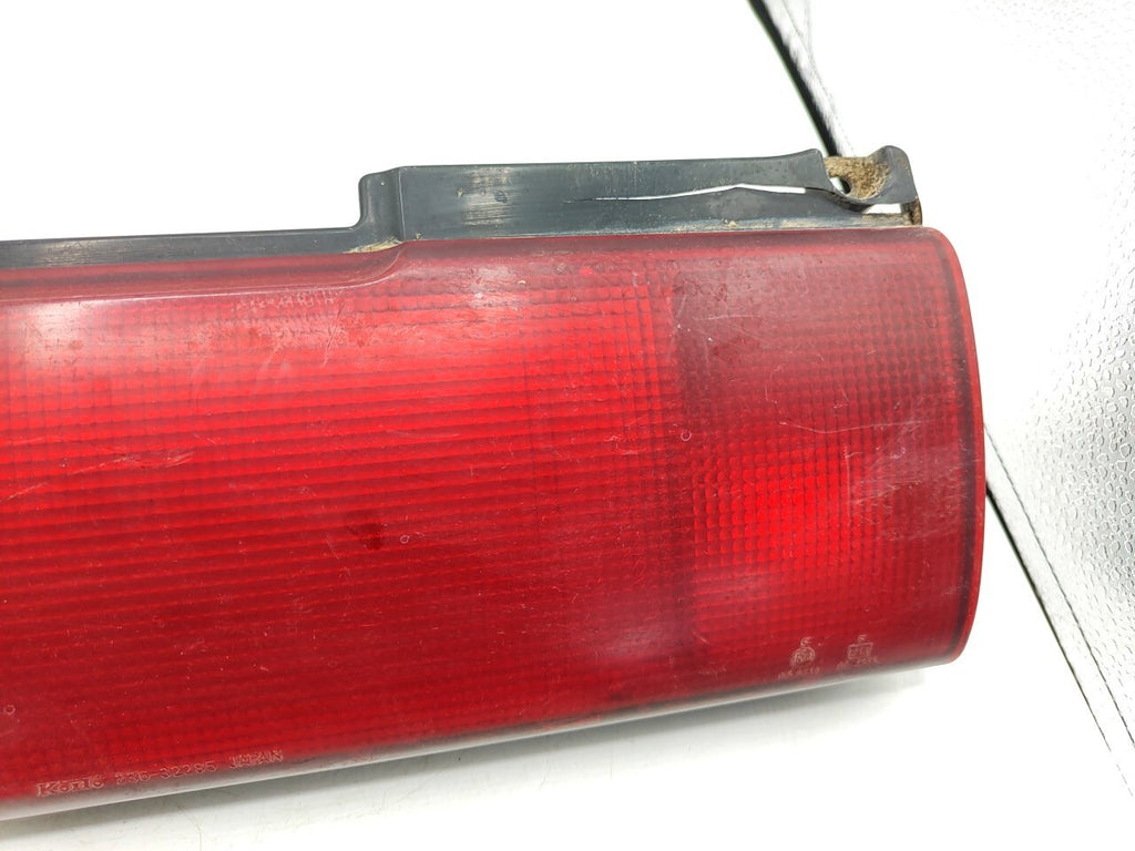 Suzuki Swift 1998 Hatch LHD Rear Center Taillight Light 23632285