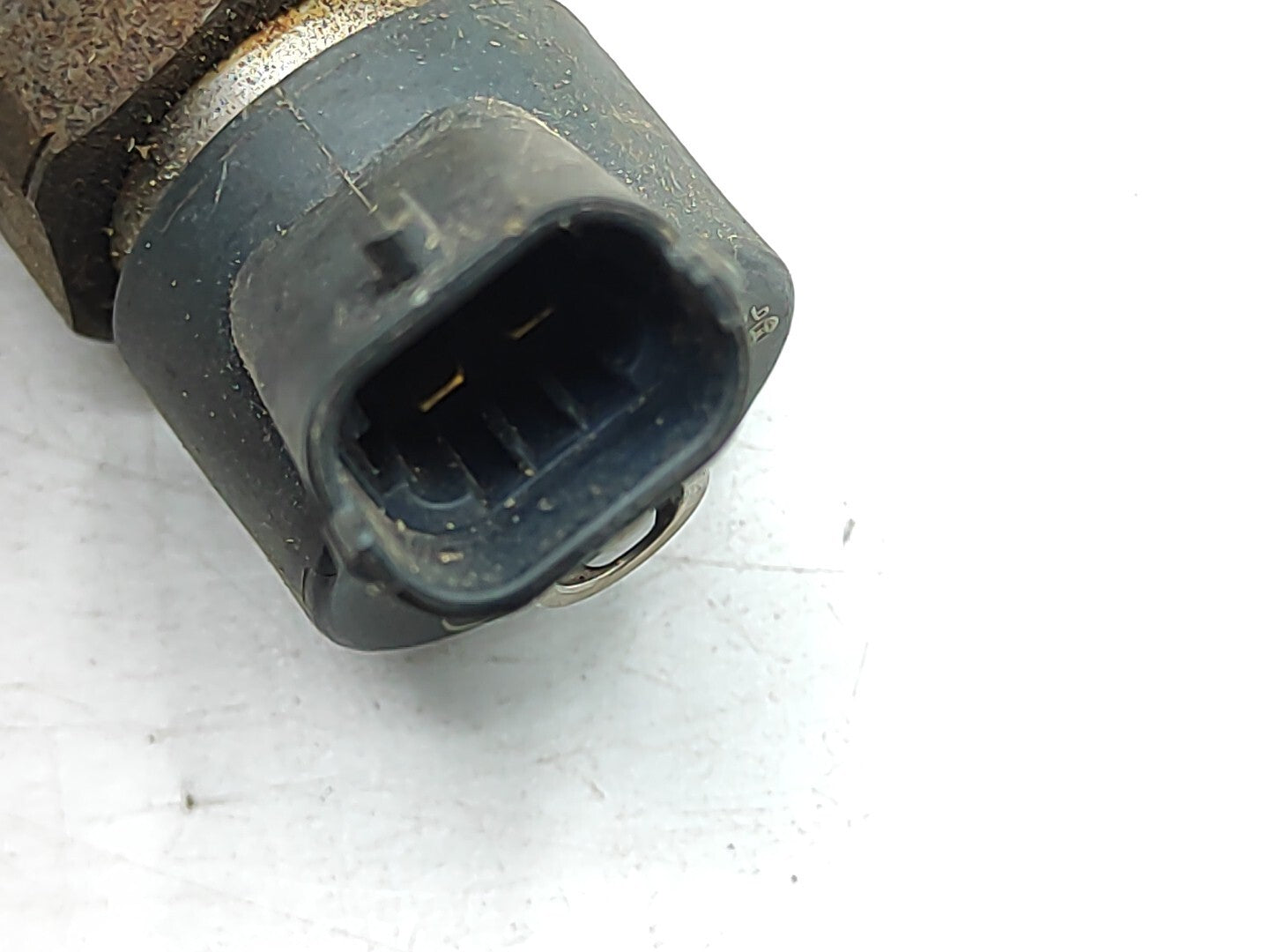 Alfa Romeo 147 1.9JTD 85kW PRE-FL 2002 Engine Fuel Supply Injector 0445110119