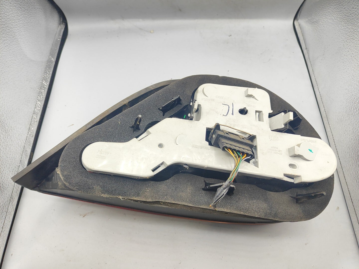 Jaguar S Type 3.0i 2000 LHD Rear Left Side Taillight Light
