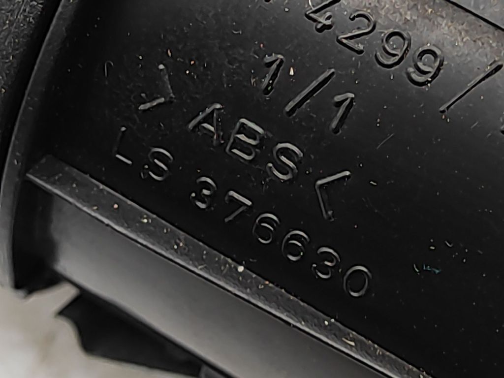 Alfa Romeo 159 2007 Front dashboard side air vent grill trim LS376630 