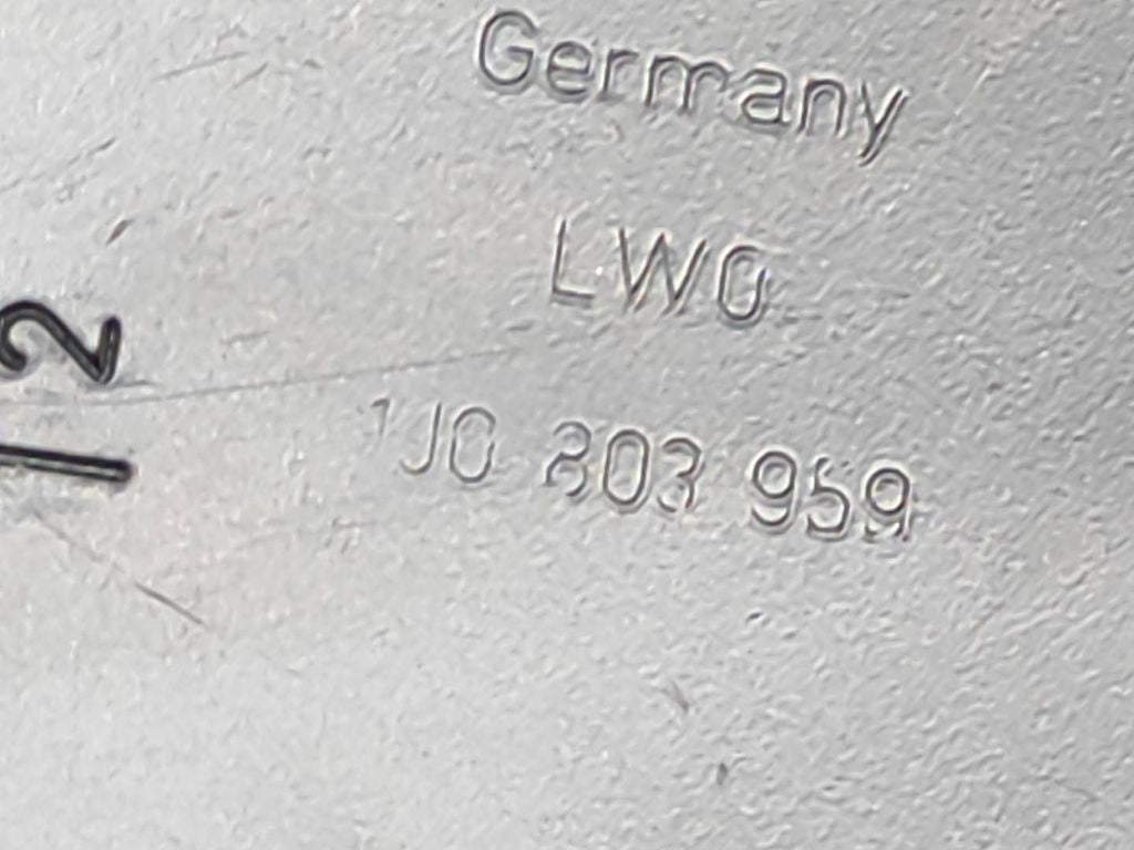 Volkswagen Golf IV 1999 In tank fuel pump screw locking ring nut 1J0803959