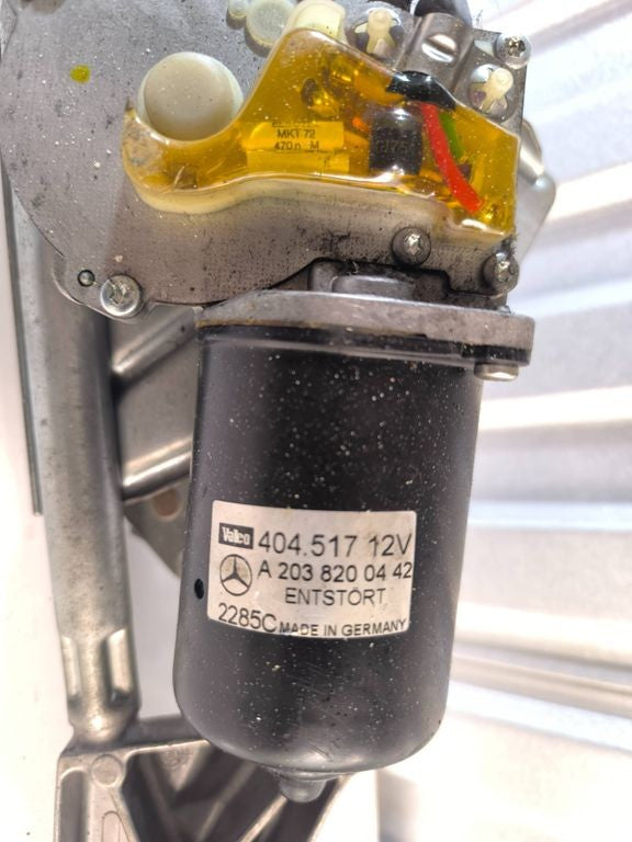 Mercedes-Benz C W203 2001 LHD Windscreen wiper motor linkage A2038200442 