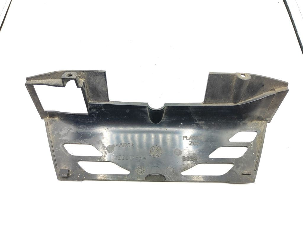 Alfa Romeo 156 2000 Front bumper upper middle radiator grill 156017564 