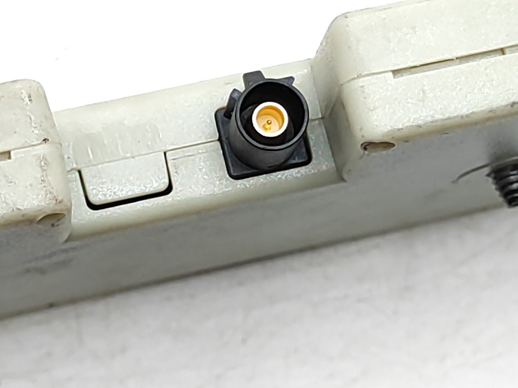 BMW 3 Series 330D 170kW E90 E91 Roof Antenna Amplifier AV692893406