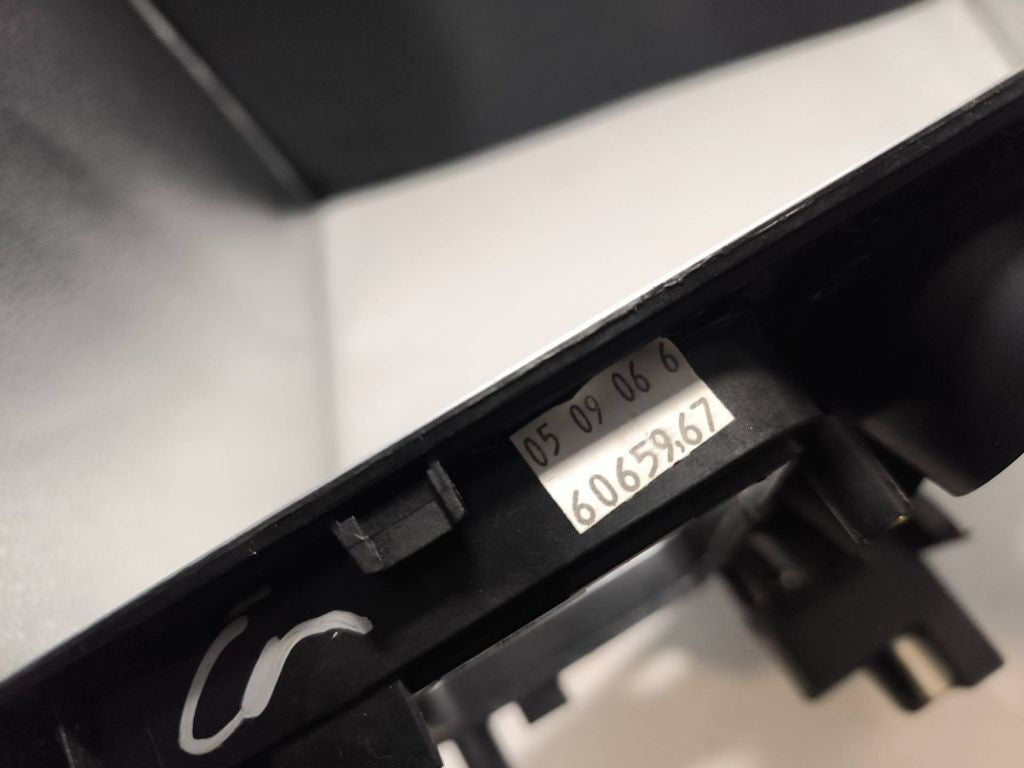 Alfa Romeo 159 2.4JTDm 2007 LHD dashboard center trim 