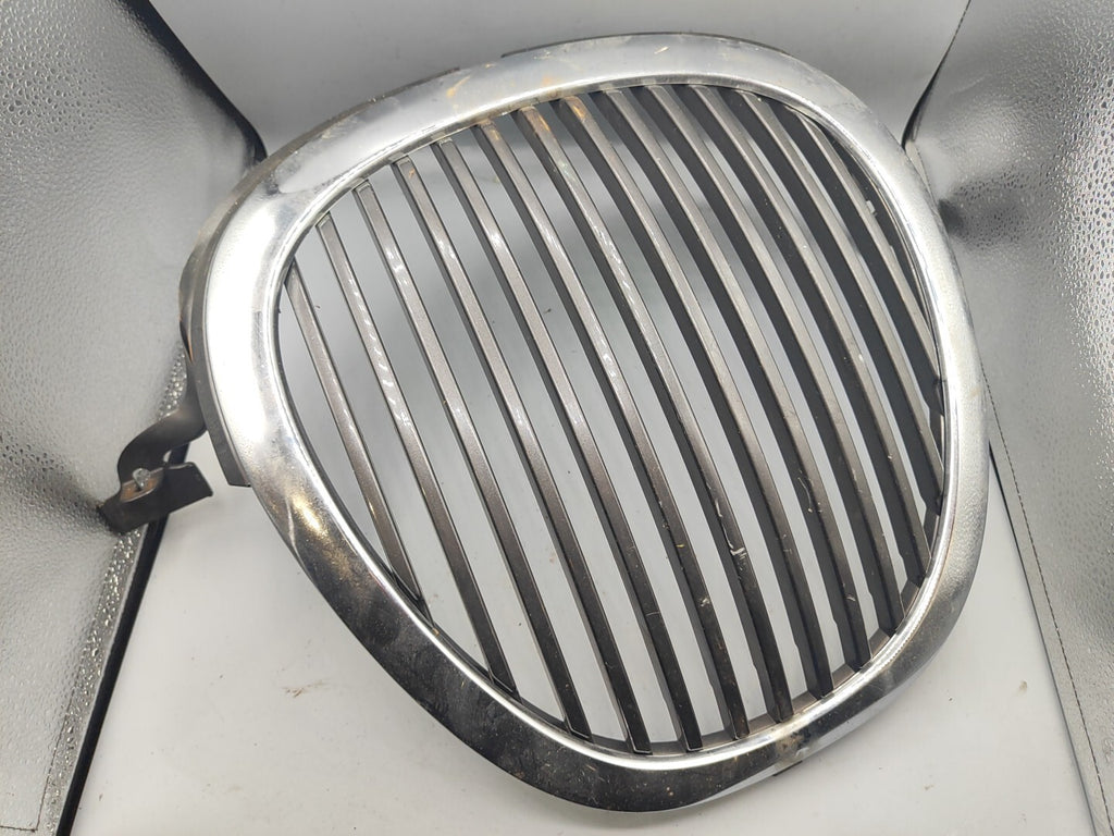 Jaguar S Type 3.0i 2000 Front Bonnet Hood Center Chrome Grill XR838A133AA