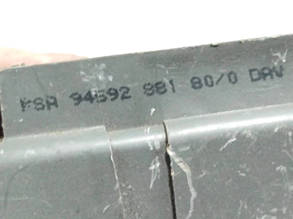 Peugeot 406 1998 Fuse box module unit 9459288180 