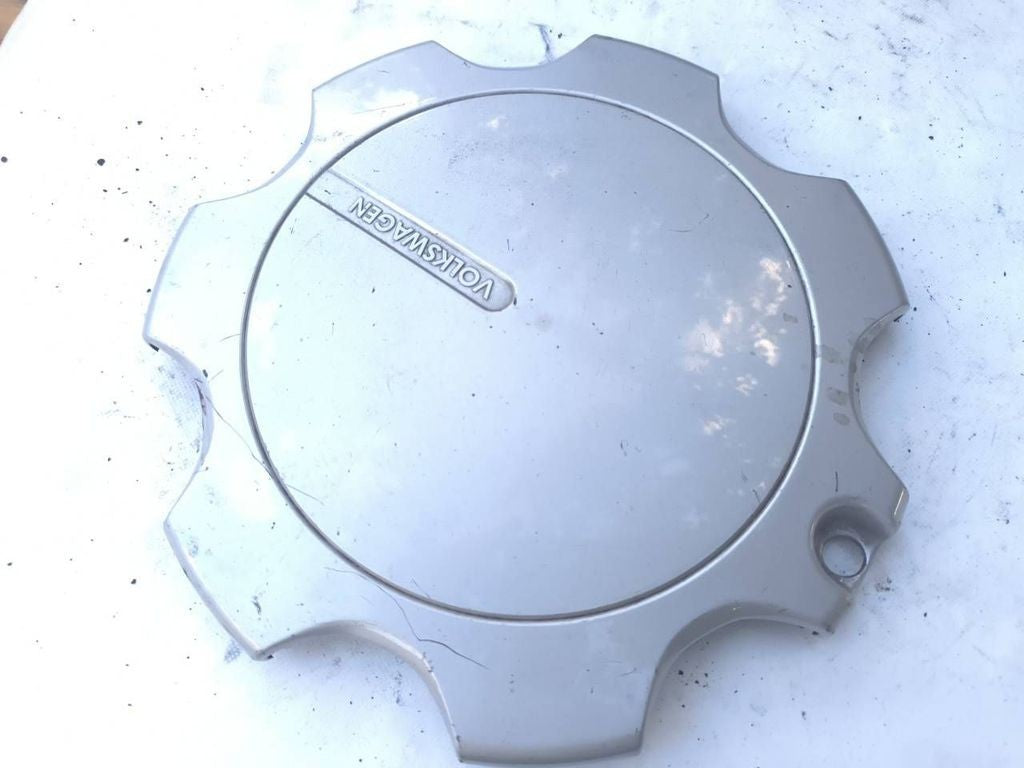 Volkswagen VW PASSAT B4 1995 R14 wheel hub cap trim 357601147A 