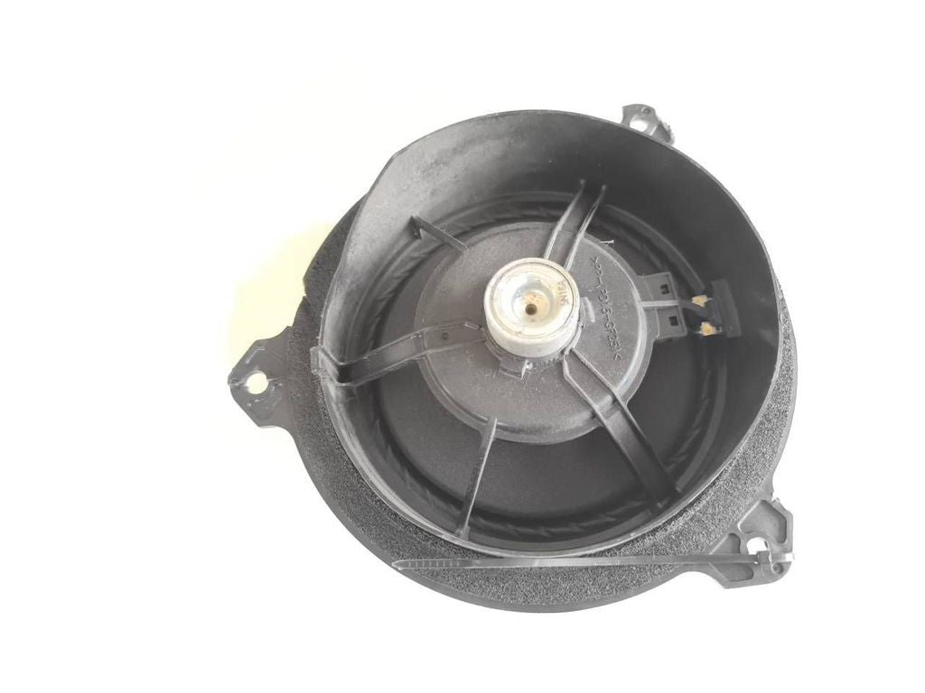 Toyota RAV 4 (XA30) 2008 rear door speaker 861602B580 