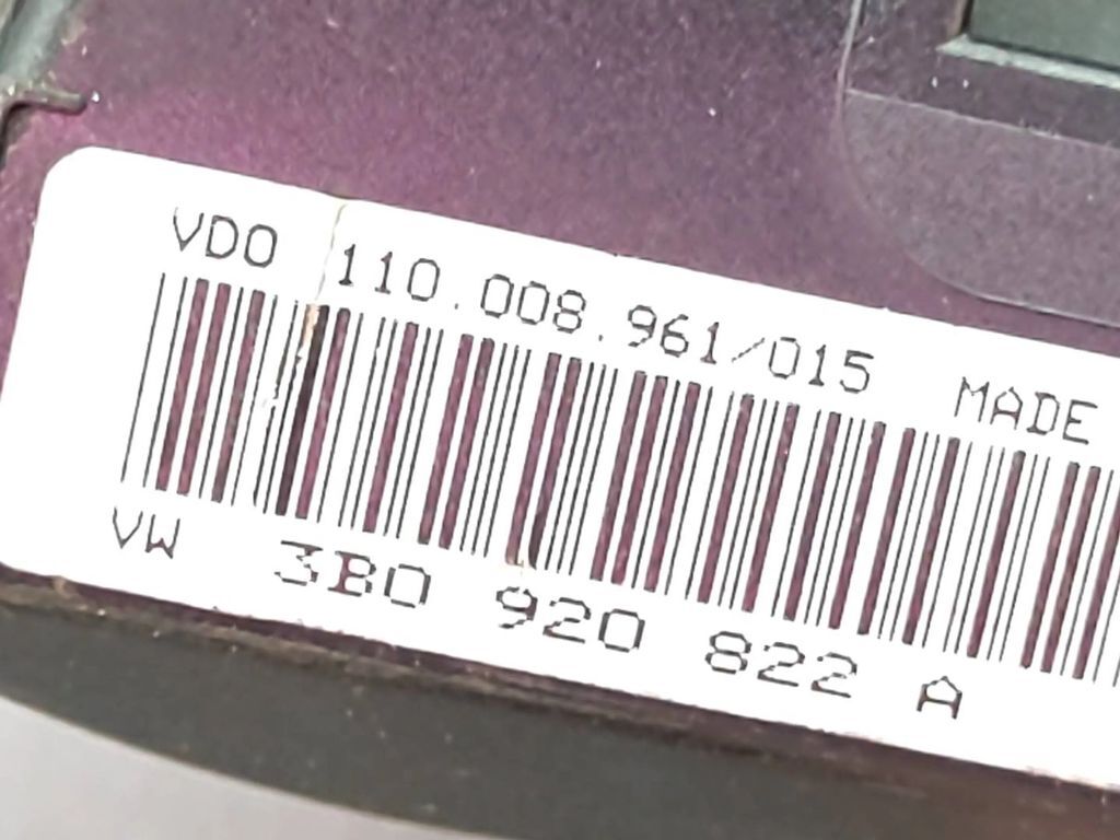 Volkswagen PASSAT B5 TDI Diesel 1998 speedometer instrument cluster 3B0920822A 
