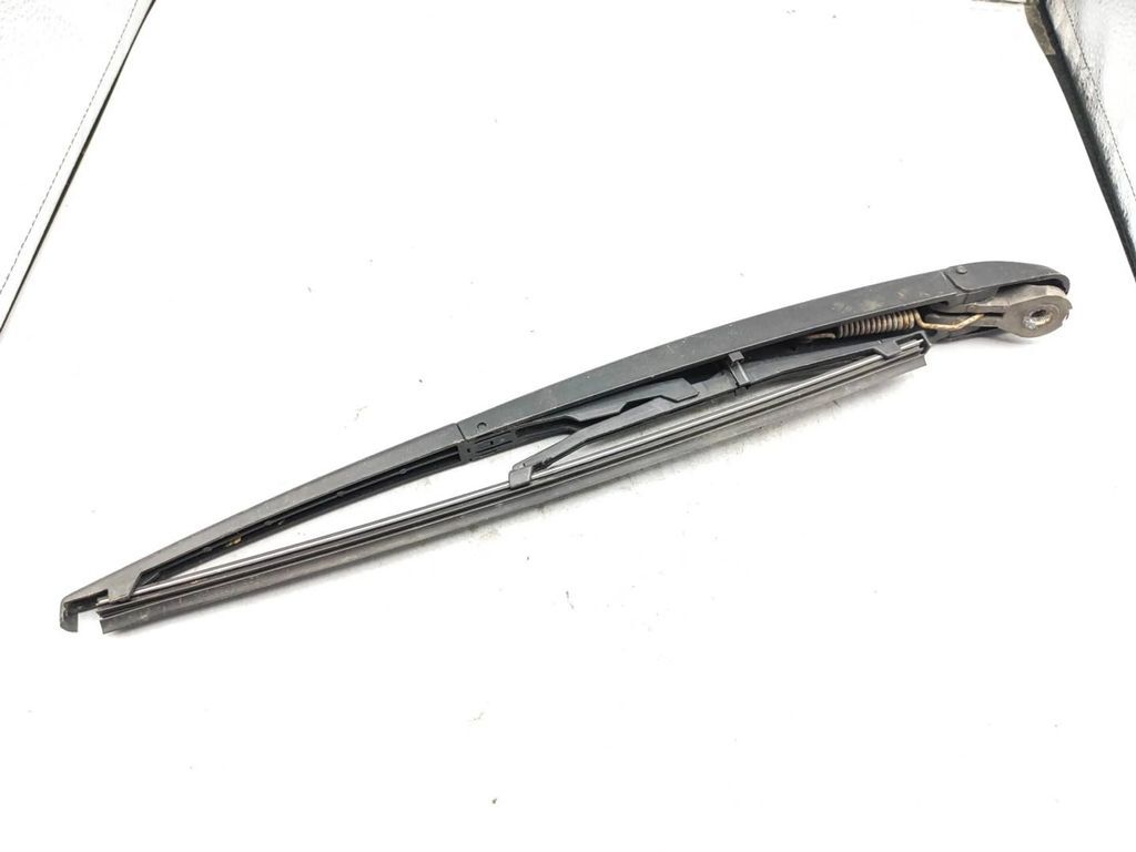 Alfa Romeo 147 1.9JTD 88kW 8V FL 2007 Rear wiper blade arm 
