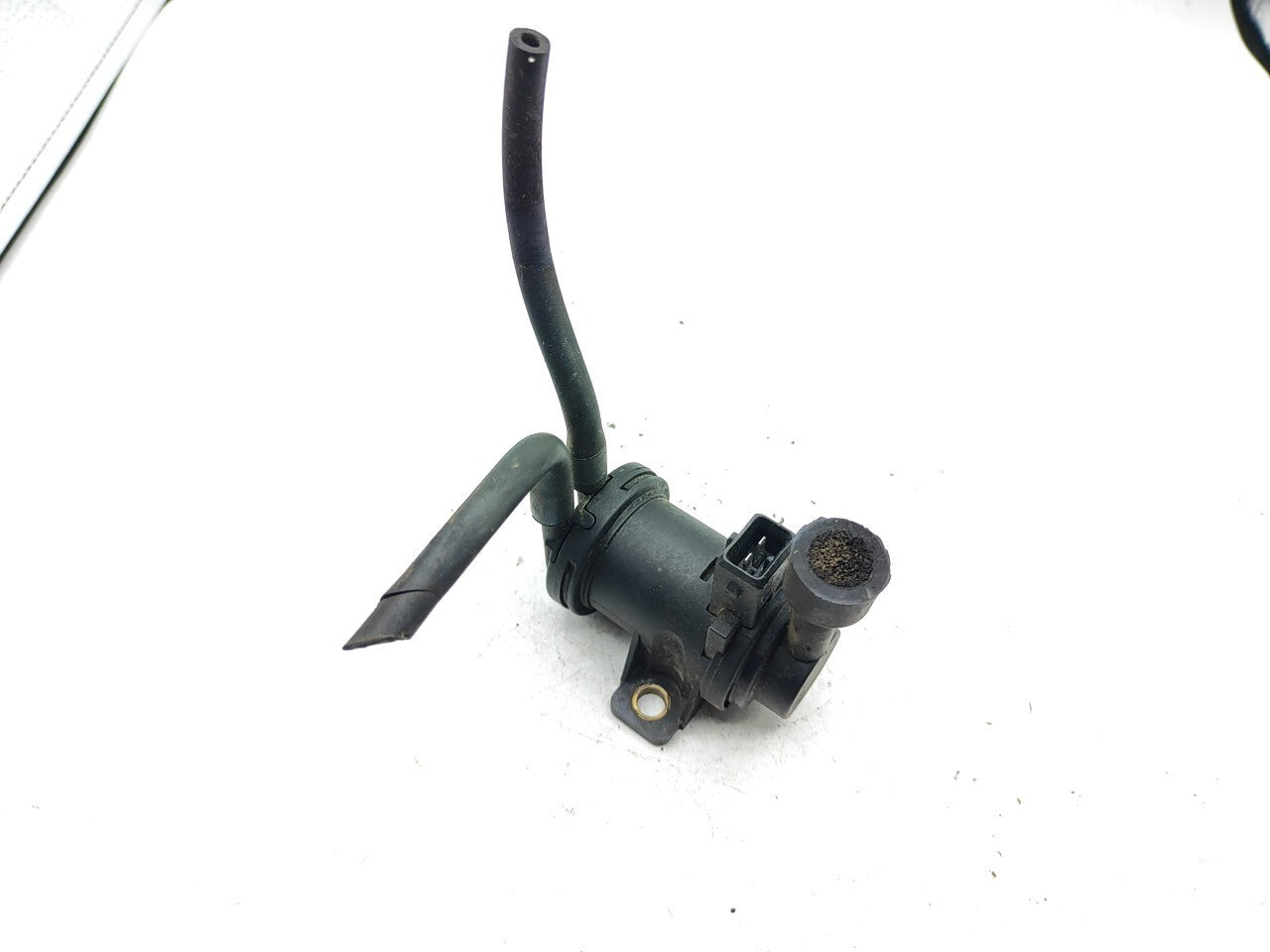 Alfa Romeo 166 2.4JTD 2002 Engine Vacuum Air Valve 46524556