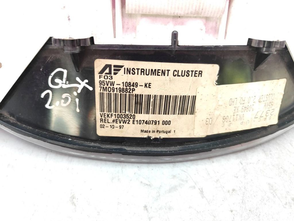 Ford Galaxy 1998 Diesel speedometer instrument cluster 95VW10849KE 