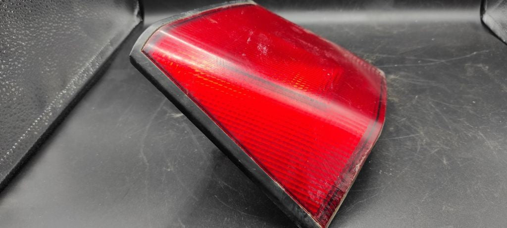 Mitsubishi Carisma 1997 Left Tailgate tail light lamp MB952167