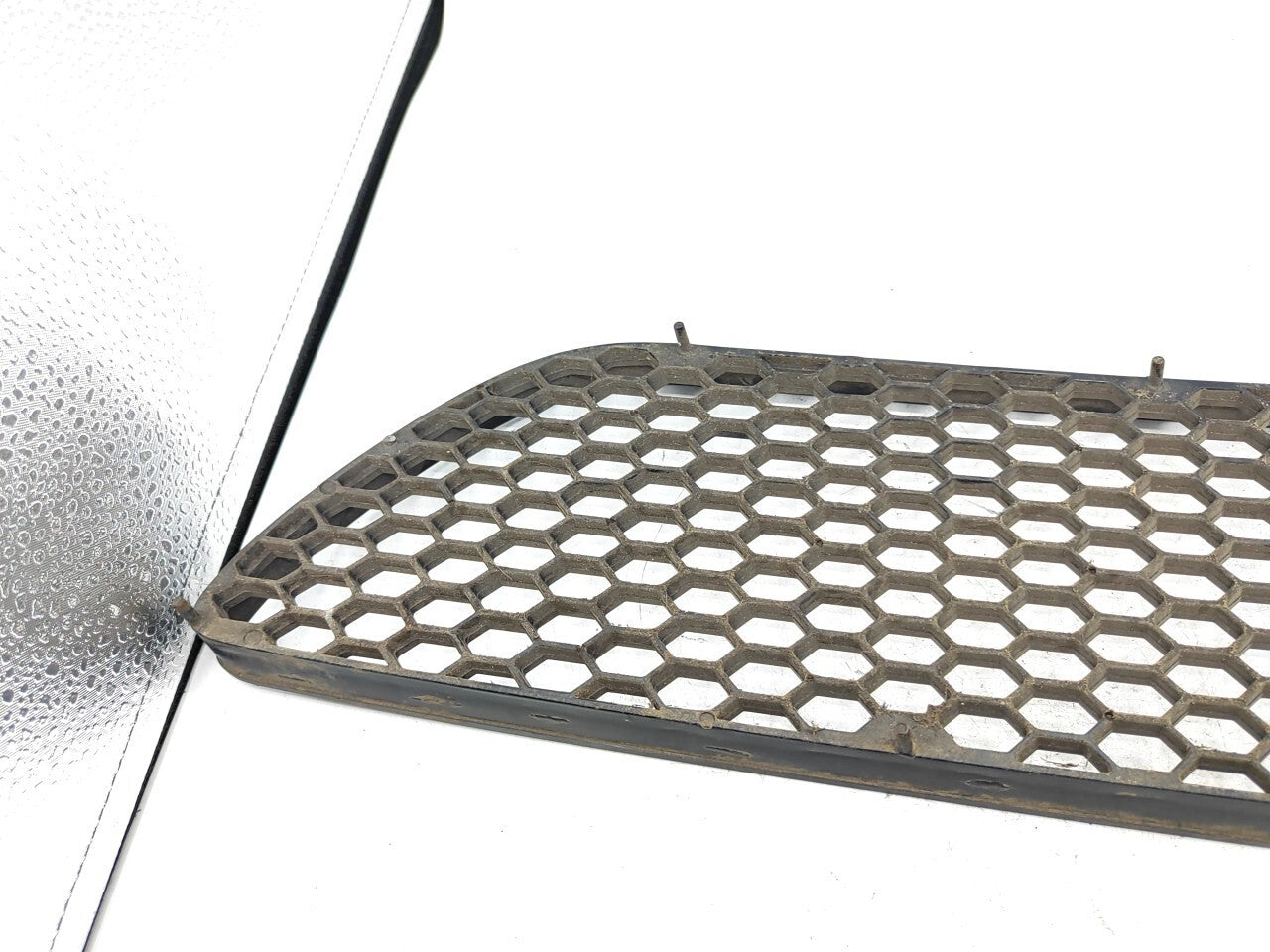 Alfa Romeo 147 Facelift 2007 Front Right Side Bumper Lower Grill