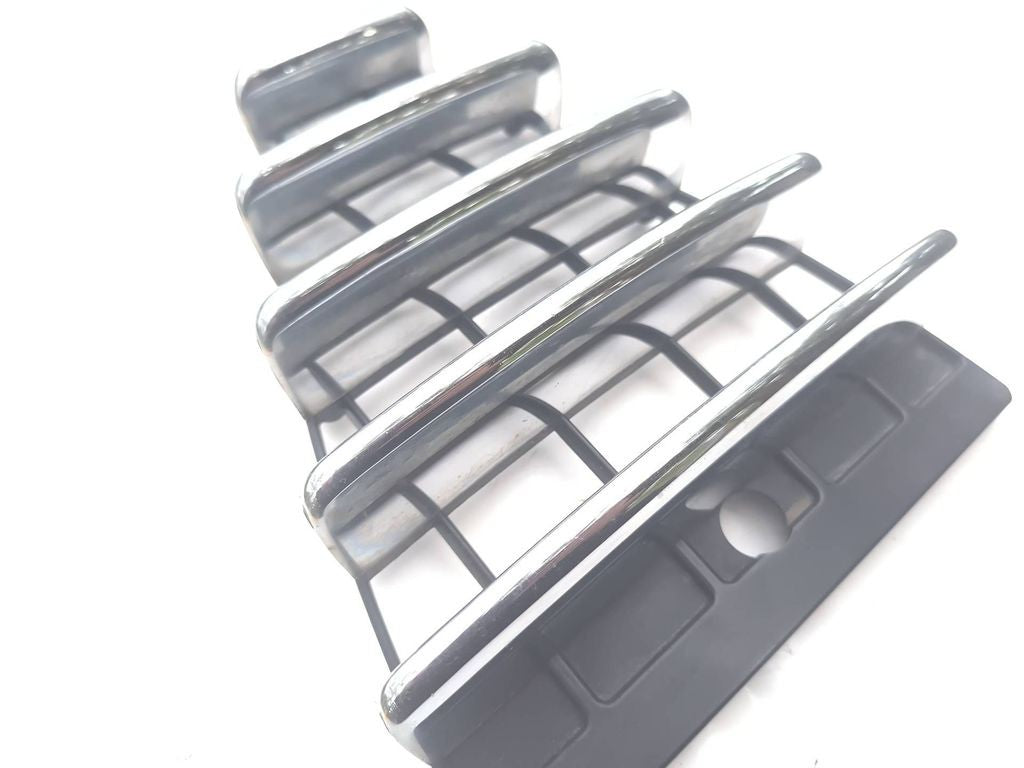 Alfa Romeo 147 Facelift 8V 2005 Front bumper upper radiator grill LS383060 